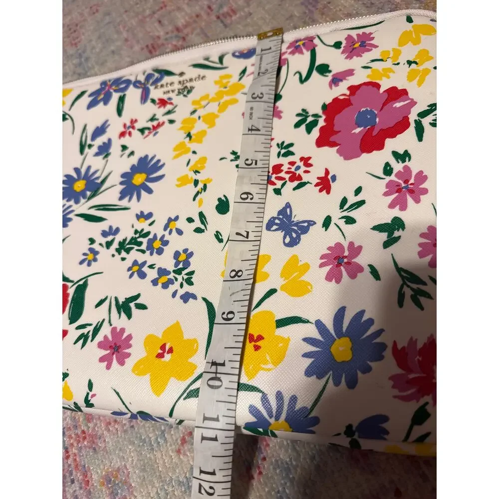 Kate Spade Staci Garden Bouquet Laptop Sleeve Cream Floral Multi-Color 15.3